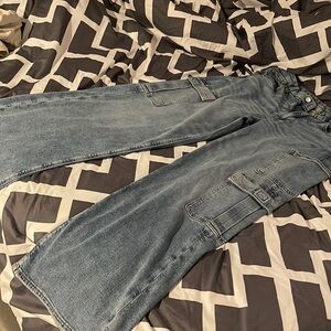 American eagle denim cargo jeans